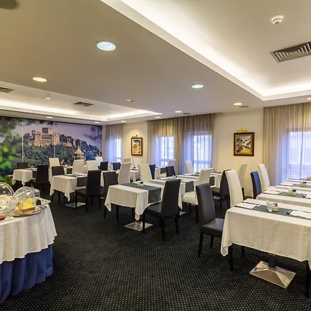 Ξενοδοχείο με διαμερίσματα Eurosol 4*