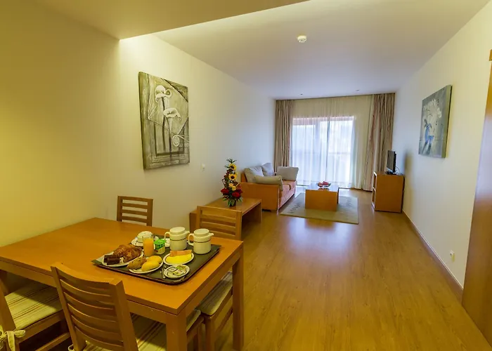 アパートホテル Eurosol レイリア