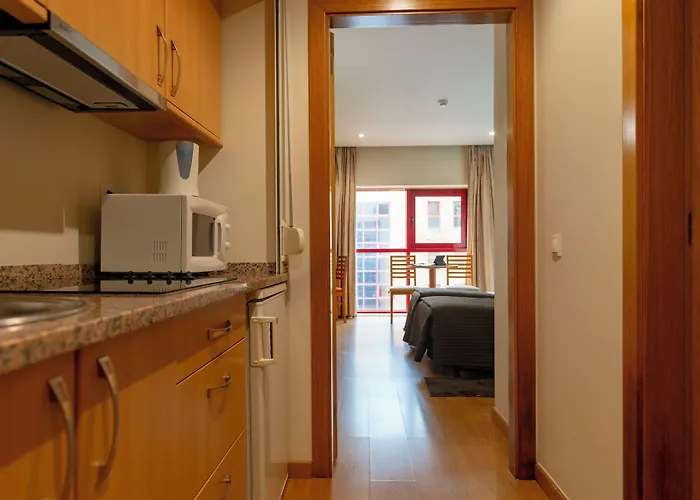 アパートホテル Eurosol 4*